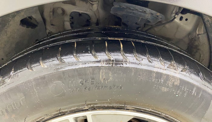 2016 Hyundai Creta SX (O) 1.6 DIESEL, Diesel, Manual, 57,357 km, Left Front Tyre Tread