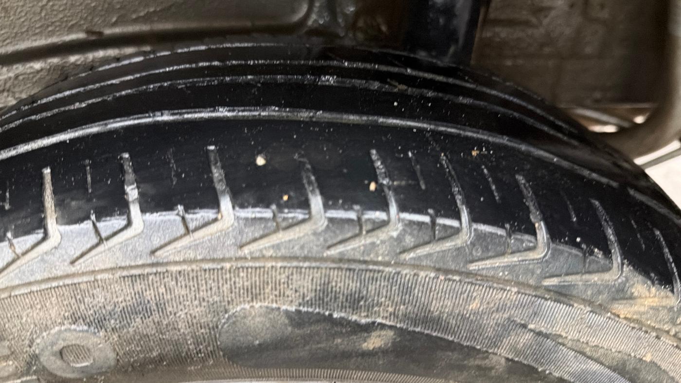 2020 Maruti New Wagon-R LXI CNG 1.0, CNG, Manual, 92,778 km, Left Rear Tyre Tread
