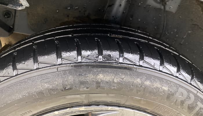 2019 Hyundai GRAND I10 NIOS SPORTZ 1.2 KAPPA VTVT, Petrol, Manual, 72,514 km, Right Rear Tyre Tread
