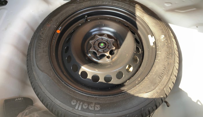 2015 Hyundai Grand i10 SPORTZ 1.2 KAPPA VTVT, Petrol, Manual, 38,403 km, Spare Tyre