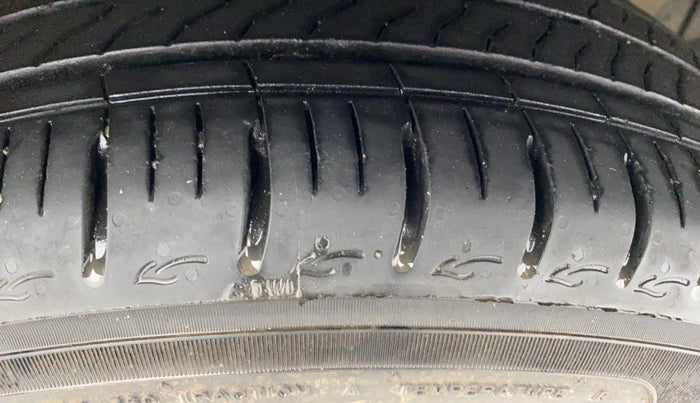 2023 Hyundai GRAND I10 NIOS SPORTZ 1.2 KAPPA VTVT, Petrol, Manual, 13,197 km, Left Rear Tyre Tread