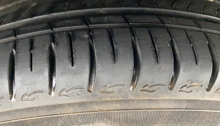 2023 Hyundai GRAND I10 NIOS SPORTZ 1.2 KAPPA VTVT, Petrol, Manual, 13,197 km, Right Front Tyre Tread