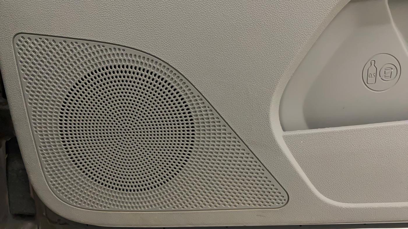 2017 Tata Tiago XZA PETROL, Petrol, Automatic, 90,456 km, Speaker