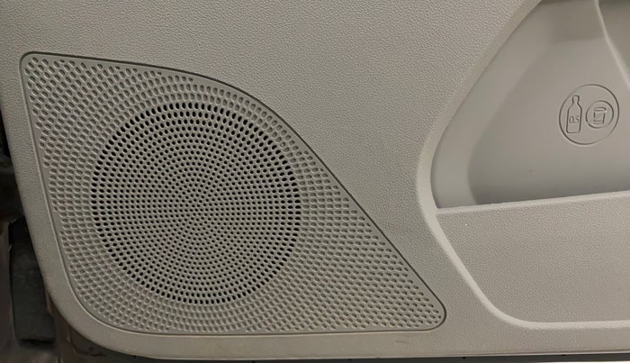 2017 Tata Tiago XZA PETROL, Petrol, Automatic, 90,456 km, Speaker