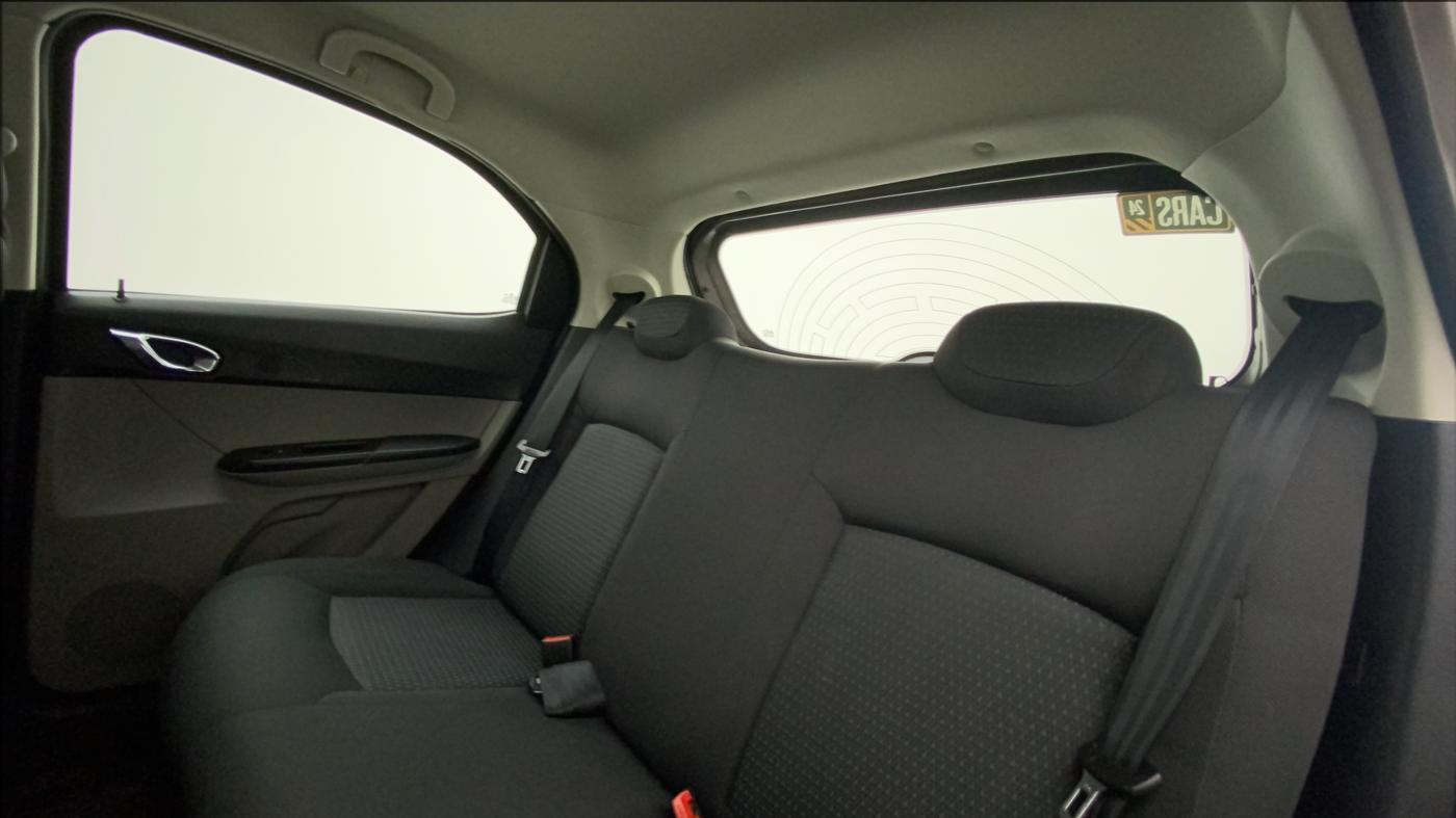 2017 Tata Tiago XZA PETROL, Petrol, Automatic, 90,456 km, Right Side Rear Door Cabin