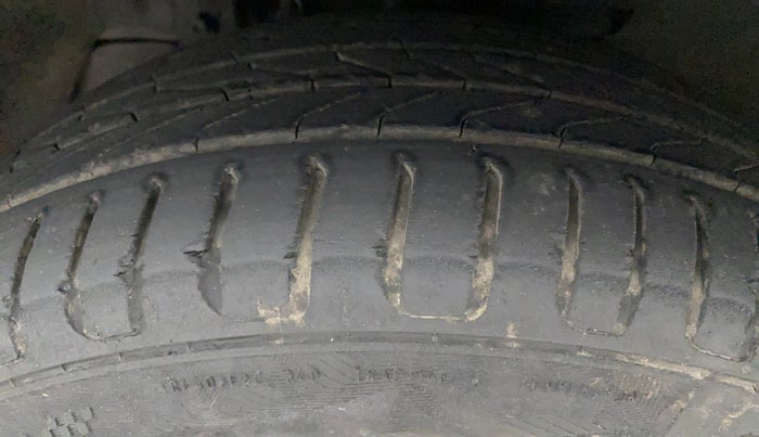 2017 Tata Tiago XZA PETROL, Petrol, Automatic, 90,456 km, Left Front Tyre Tread
