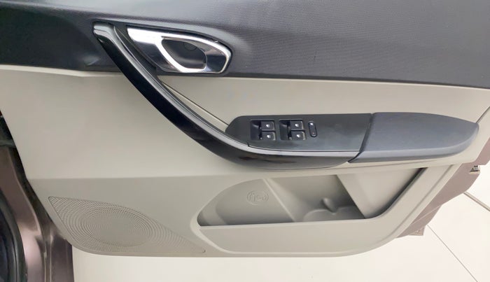 2017 Tata Tiago XZA PETROL, Petrol, Automatic, 90,456 km, Driver Side Door Panels Control