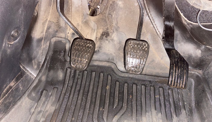 2024 Tata NEXON FEARLESS + S P MT, Petrol, Manual, 21,356 km, Pedals