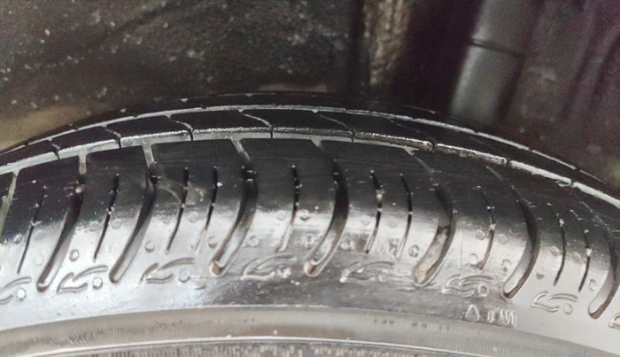 2022 Maruti New Wagon-R VXI 1.0, Petrol, Manual, 7,587 km, Left Rear Tyre Tread