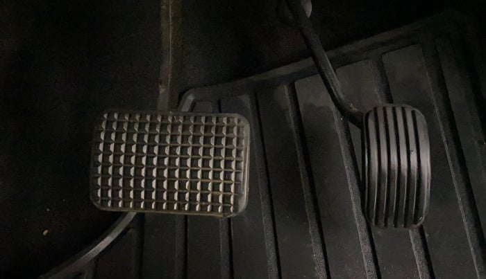 2017 Tata Tiago XTA PETROL, Petrol, Automatic, 50,338 km, Pedals