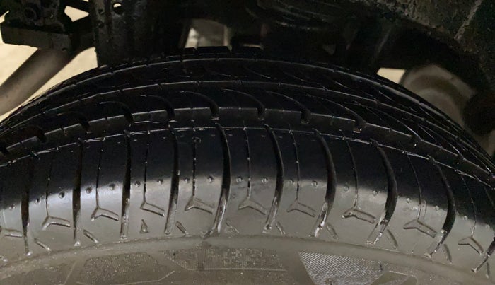 2015 Maruti Alto K10 VXI, Petrol, Manual, 37,399 km, Right Rear Tyre Tread