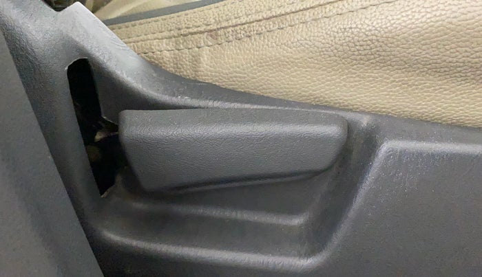 2015 Maruti Alto K10 VXI, Petrol, Manual, 37,399 km, Driver Side Adjustment Panel