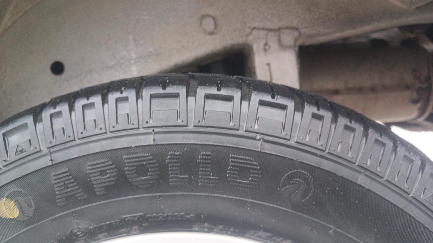 2021 Maruti Eeco 5 STR WITH A/C+HTR, Petrol, Manual, 13,279 km, Left Rear Tyre Tread