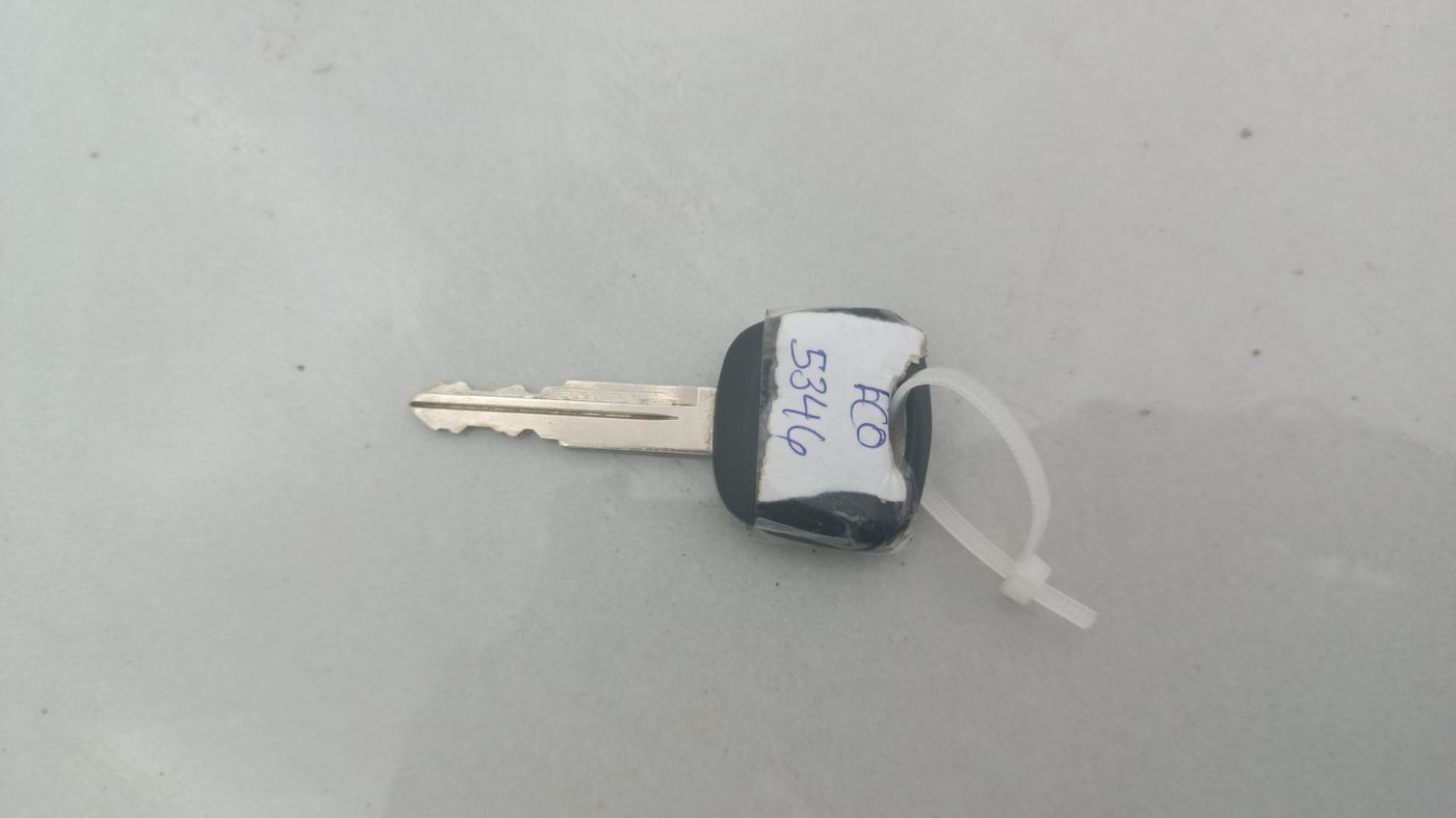 2021 Maruti Eeco 5 STR WITH A/C+HTR, Petrol, Manual, 13,279 km, Key Close Up