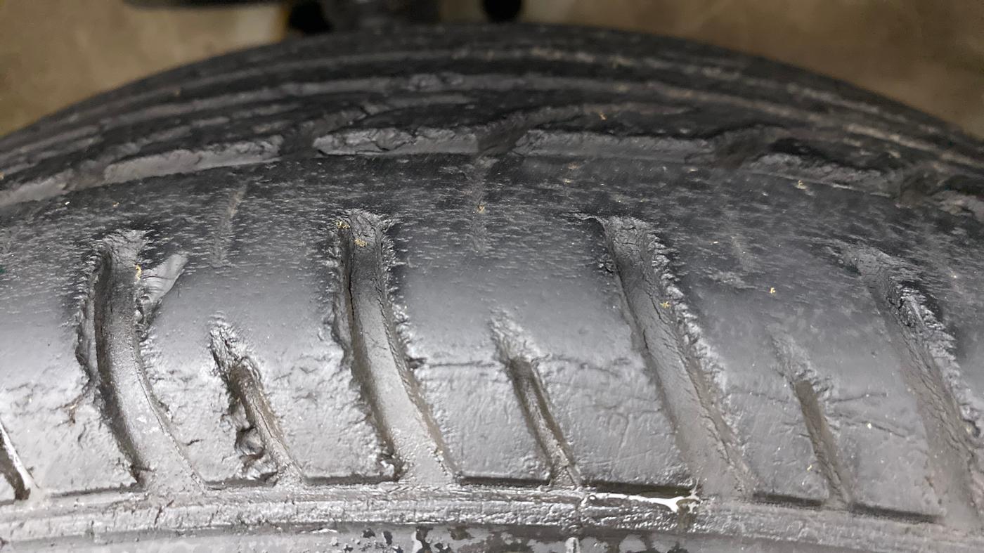 2011 Maruti Swift VDI, Diesel, Manual, 88,210 km, Right Front Tyre Tread