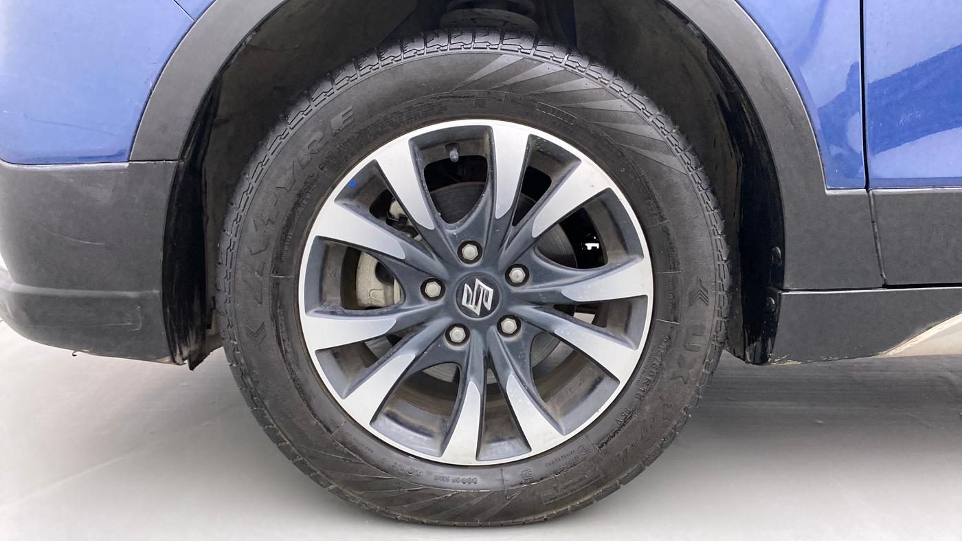 2020 Maruti S Cross ALPHA 1.5 SMART HYBRID, Petrol, Manual, 12,902 km, Left Front Wheel