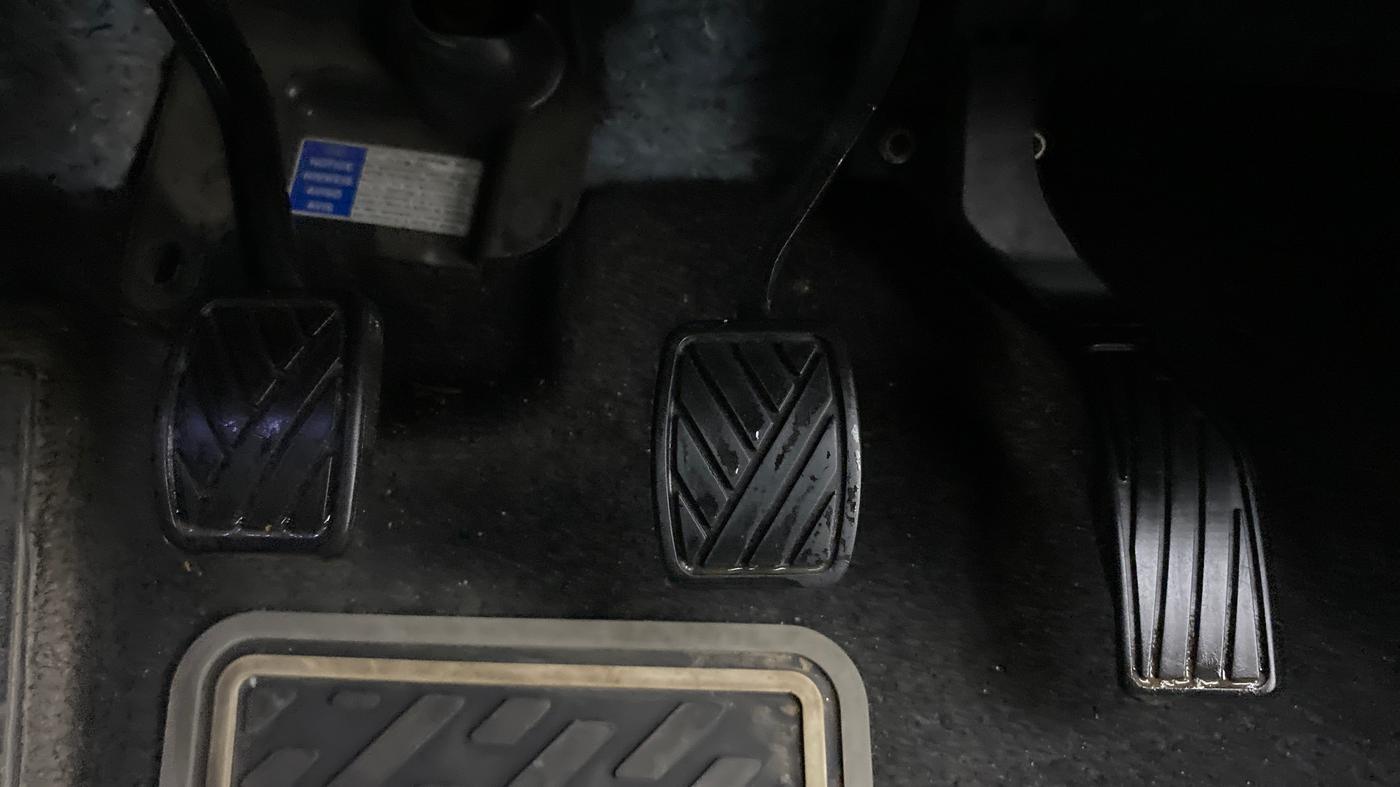 2020 Maruti S Cross ALPHA 1.5 SMART HYBRID, Petrol, Manual, 12,902 km, Pedals