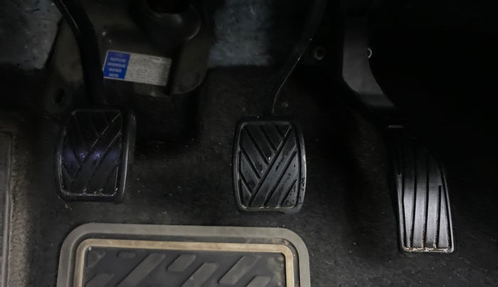 2020 Maruti S Cross ALPHA 1.5 SMART HYBRID, Petrol, Manual, 12,902 km, Pedals