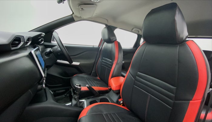 2021 Nissan MAGNITE XV PREMIUM MT DUAL TONE, Petrol, Manual, 31,073 km, Right Side Front Door Cabin