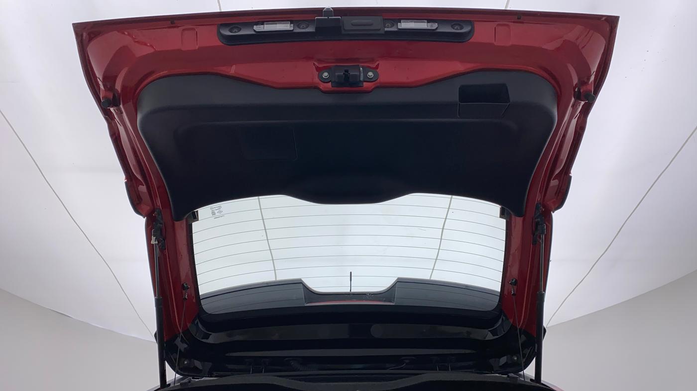 2021 Nissan MAGNITE XV PREMIUM MT DUAL TONE, Petrol, Manual, 31,073 km, Boot Door Open