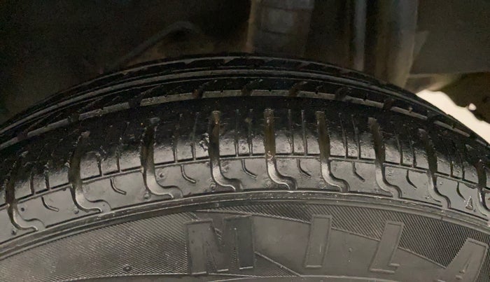 2014 Datsun Go T, Petrol, Manual, 60,396 km, Left Rear Tyre Tread