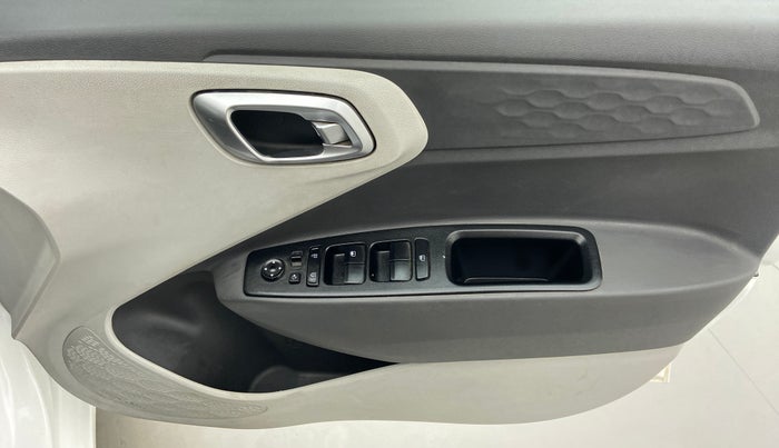 2020 Hyundai GRAND I10 NIOS SPORTZ 1.2 AT, Petrol, Automatic, 16,596 km, Driver Side Door Panels Control