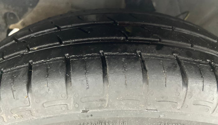 2020 Hyundai GRAND I10 NIOS SPORTZ 1.2 AT, Petrol, Automatic, 16,596 km, Left Front Tyre Tread