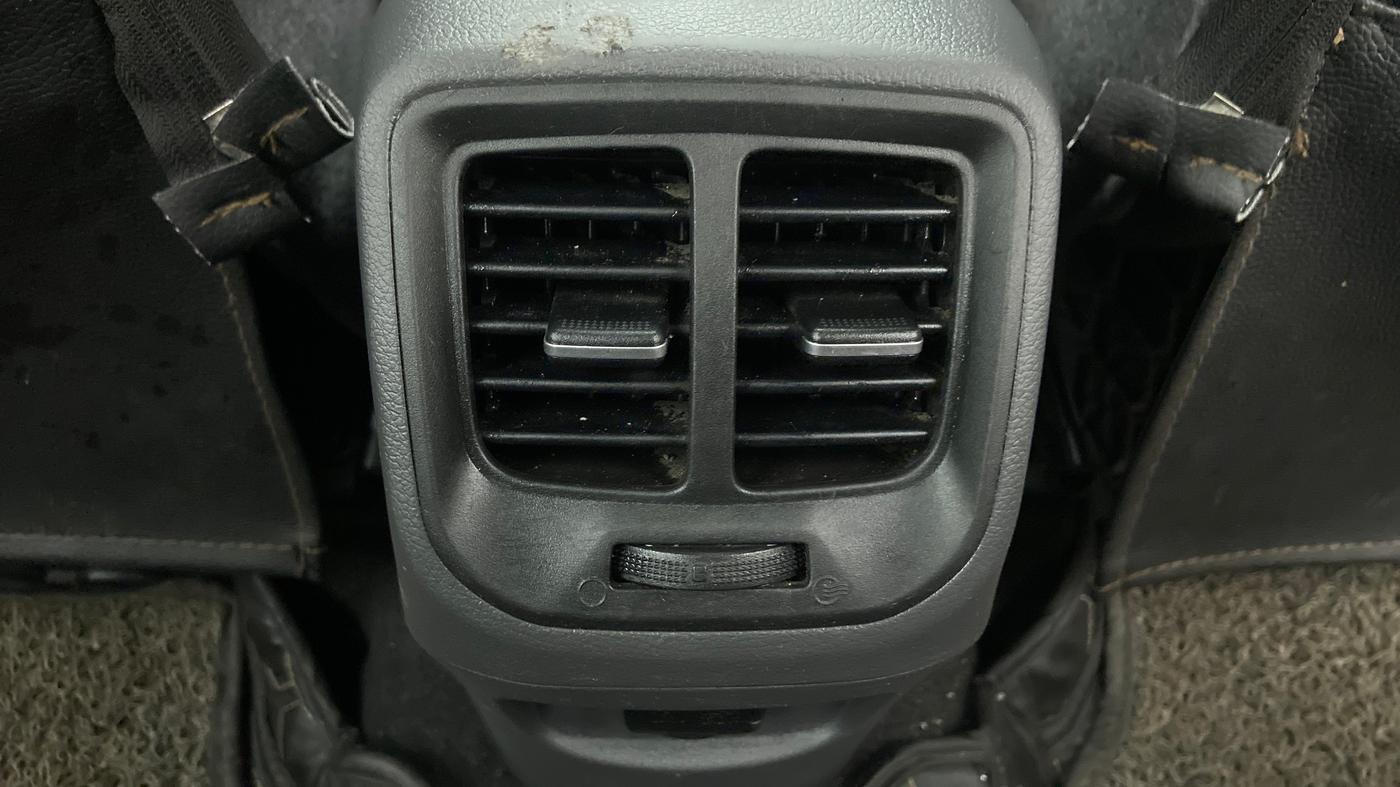 2020 Hyundai GRAND I10 NIOS SPORTZ 1.2 AT, Petrol, Automatic, 16,596 km, Rear AC Vents