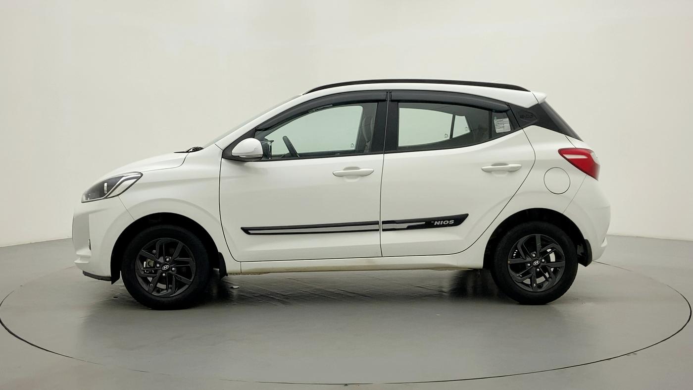 2020 Hyundai GRAND I10 NIOS SPORTZ 1.2 AT, Petrol, Automatic, 16,596 km, Left Side