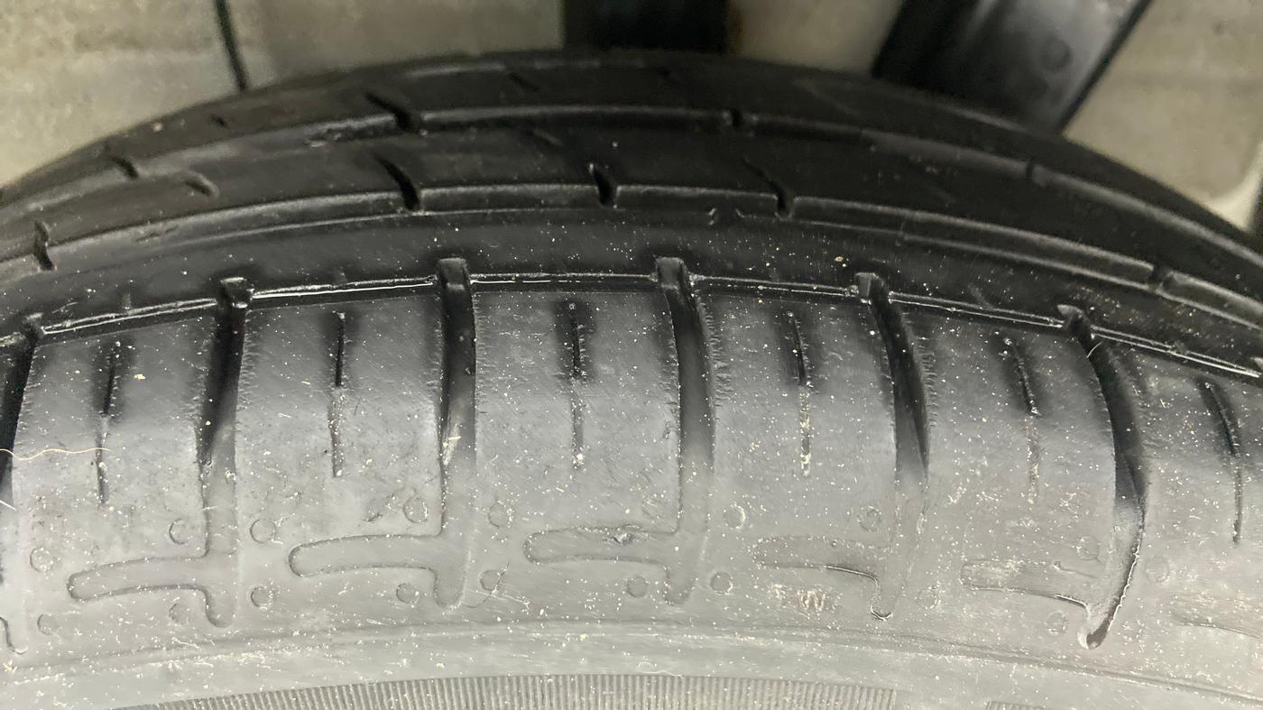 2020 Hyundai GRAND I10 NIOS SPORTZ 1.2 AT, Petrol, Automatic, 16,596 km, Left Rear Tyre Tread