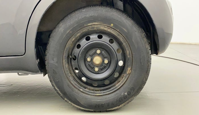 2013 Maruti Ritz VXI, Petrol, Manual, 62,232 km, Left Rear Wheel