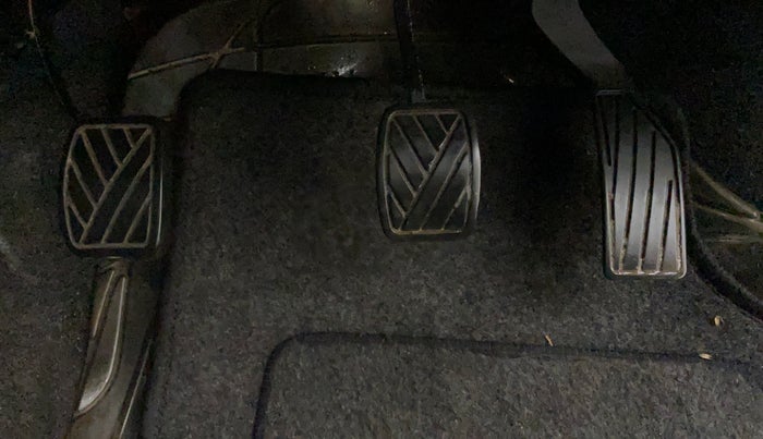2013 Maruti Ritz VXI, Petrol, Manual, 62,232 km, Pedals
