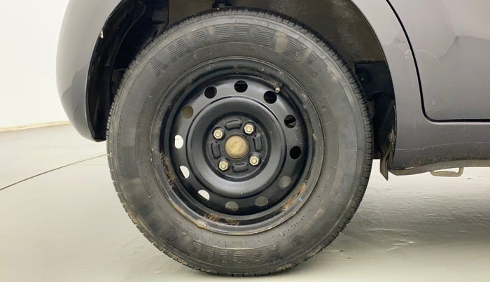 2013 Maruti Ritz VXI, Petrol, Manual, 62,232 km, Right Rear Wheel
