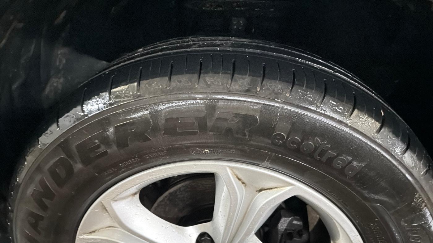2023 Tata Harrier SMART (O), Diesel, Manual, 38,340 km, Right Front Tyre Tread