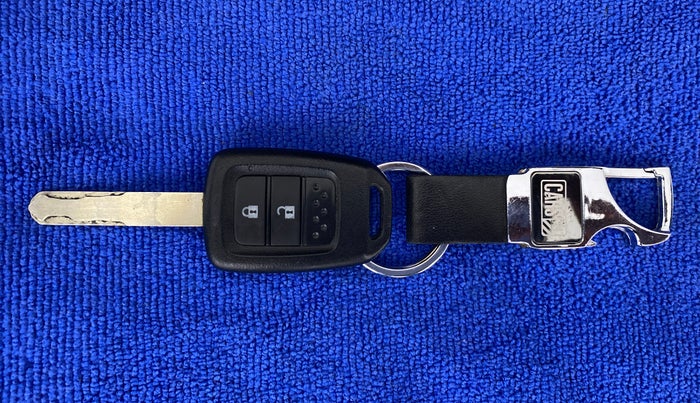 2019 Honda Amaze 1.2 SMT I VTEC, Petrol, Manual, 10,712 km, Key Close Up