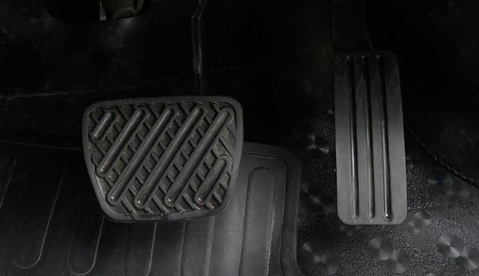 2017 Nissan Terrano XV PREMIUM 110 PS AMT DEISEL, Diesel, Automatic, 36,197 km, Pedals