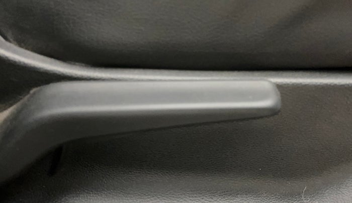 2023 Honda ELEVATE VX MT, Petrol, Manual, 52,077 km, Driver Side Adjustment Panel