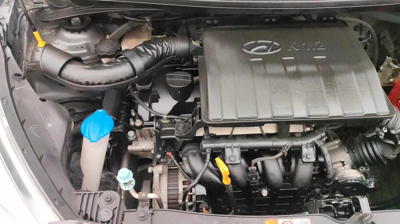 2017 Hyundai Grand i10 SPORTZ 1.2 KAPPA VTVT, Petrol, Manual, 46,673 km, Engine View - Right