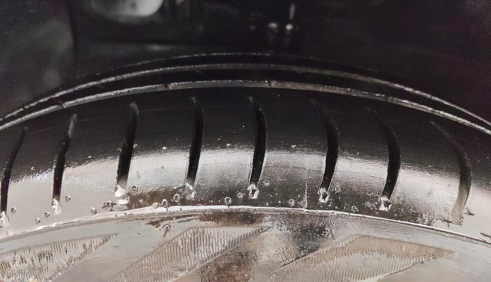 2017 Hyundai Grand i10 SPORTZ 1.2 KAPPA VTVT, Petrol, Manual, 46,356 km, Left Front Tyre Tread