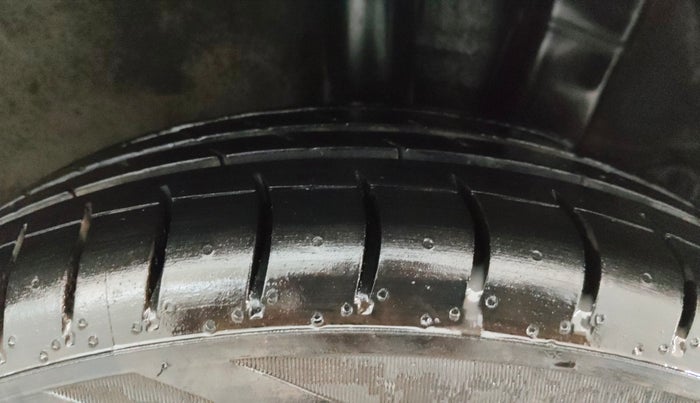 2017 Hyundai Grand i10 SPORTZ 1.2 KAPPA VTVT, Petrol, Manual, 46,356 km, Left Rear Tyre Tread