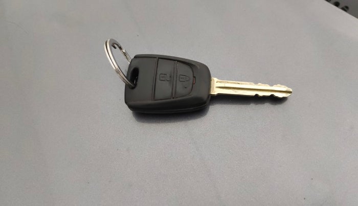 2017 Hyundai Grand i10 SPORTZ 1.2 KAPPA VTVT, Petrol, Manual, 46,356 km, Key Close Up