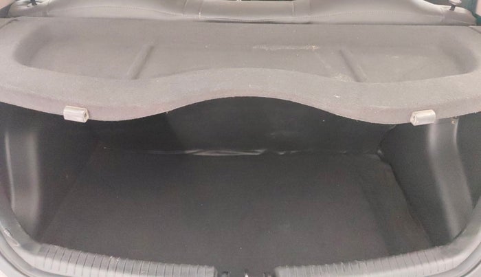 2017 Hyundai Grand i10 SPORTZ 1.2 KAPPA VTVT, Petrol, Manual, 46,356 km, Boot Inside