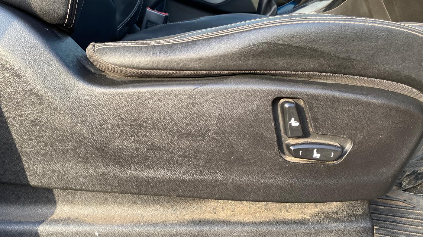 2019 MG HECTOR SHARP 2.0 DIESEL, Diesel, Manual, 1,04,325 km, Driver Side Adjustment Panel