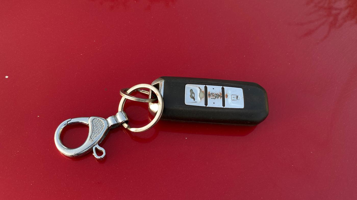 2019 MG HECTOR SHARP 2.0 DIESEL, Diesel, Manual, 1,04,325 km, Key Close Up