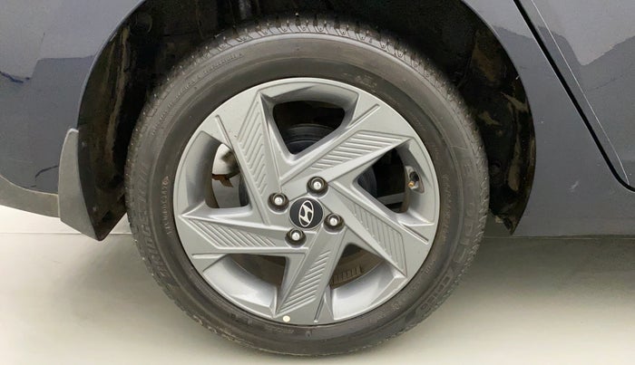 2020 Hyundai Verna SX 1.5 VTVT IVT, Petrol, Automatic, 6,800 km, Right Rear Wheel