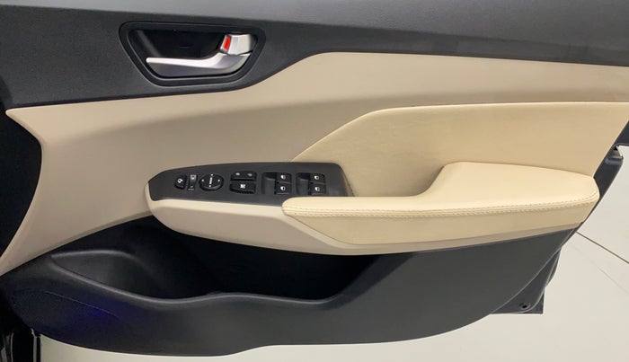 2020 Hyundai Verna SX 1.5 VTVT IVT, Petrol, Automatic, 6,800 km, Driver Side Door Panels Control