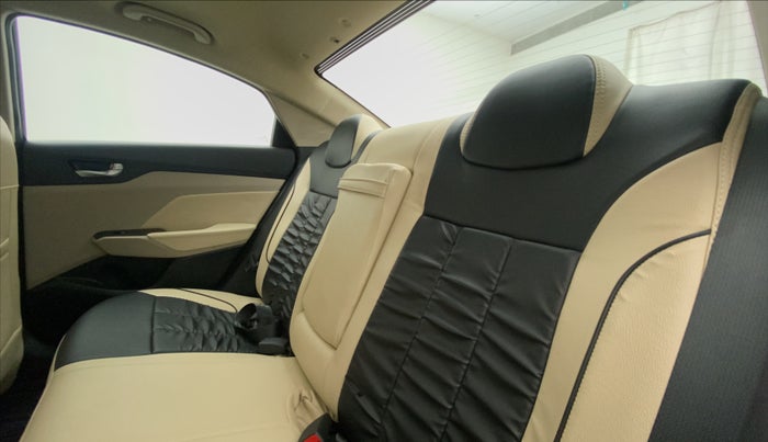 2020 Hyundai Verna SX 1.5 VTVT IVT, Petrol, Automatic, 6,800 km, Right Side Rear Door Cabin