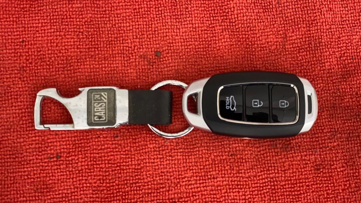 2020 Hyundai Verna SX 1.5 VTVT IVT, Petrol, Automatic, 6,800 km, Key Close Up