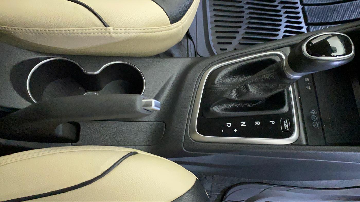 2020 Hyundai Verna SX 1.5 VTVT IVT, Petrol, Automatic, 6,800 km, Gear Lever