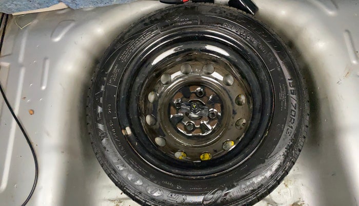 2014 Hyundai Eon MAGNA +, Petrol, Manual, 92,522 km, Spare Tyre